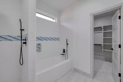 202 Washington Street, Elgin, TX 78621 - Photo 15