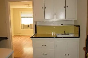 908 W 22nd St, Austin, TX 78705 - Photo 3