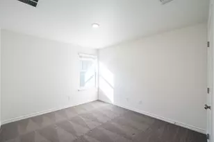 608 Double Vision Rd, Jarrell, TX 76537 - Photo 25