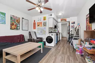1010 W 23rd St, Austin, TX 78705 - Photo 1
