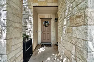 816 Rusk Rd, Round Rock, TX 78665 - Photo 3