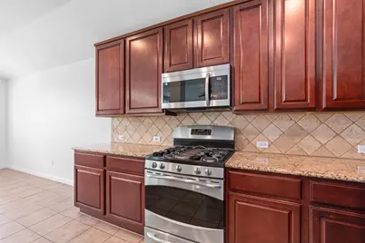 1049 Regency Lane, Round Rock, TX 78665 - Photo 11