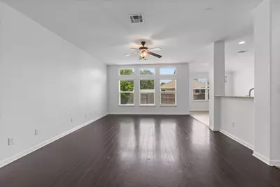 1049 Regency Lane, Round Rock, TX 78665 - Photo 5