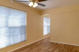 2108 San Gabriel St, Austin, TX 78705 - Photo 3