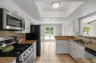 7303 Geneva Dr, Austin, TX 78723 - Photo 5