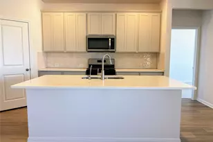 440 El Capitan Loop, Dripping Springs, TX 78620 - Photo 5