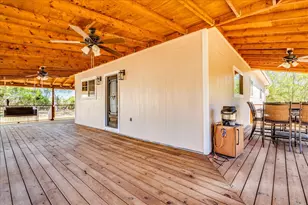659 Fox Ln, Lockhart, TX 78644 - Photo 3