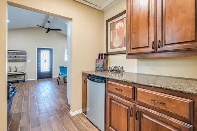 659 Fox Lane, Lockhart, TX 78644 - Photo 13