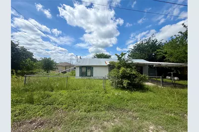 808 W Boundary Street, Giddings, TX 78942 - Photo 21