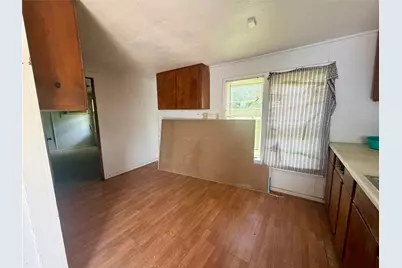 808 W Boundary Street, Giddings, TX 78942 - Photo 3
