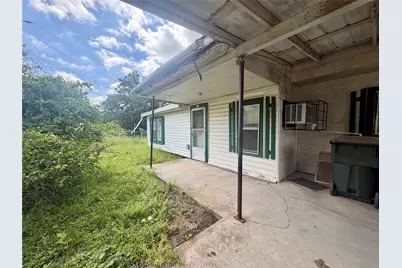 808 W Boundary Street, Giddings, TX 78942 - Photo 19