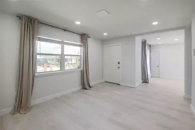 8505 Spearman Drive, Austin, TX 78757 - Photo 5
