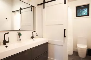 6100 Gena Ct, Austin, TX 78757 - Photo 23