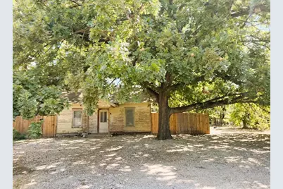 443 W Jackson Street, Bartlett, TX 76511 - Photo 1