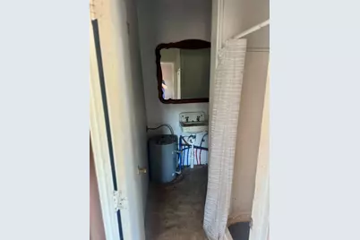 000 S Carter Avenue, Cuero, TX 77994 - Photo 7