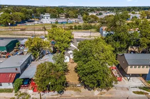 2606 Santa Rosa St, Austin, TX 78702 - Photo 3