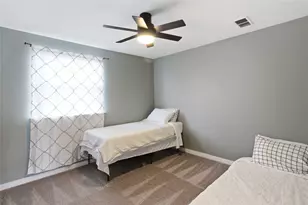 724 Ramsey Ave, Rockdale, TX 76567 - Photo 13