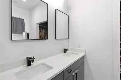 724 Ramsey Avenue, Rockdale, TX 76567 - Photo 11