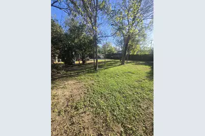 724 Ramsey Avenue, Rockdale, TX 76567 - Photo 27