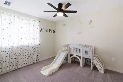 724 Ramsey Avenue, Rockdale, TX 76567 - Photo 9