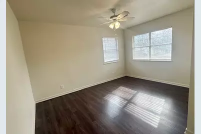 800 Otis Street, Taylor, TX 76574 - Photo 17