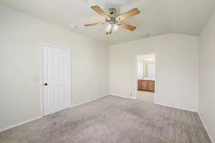 15205 Lantern Dr, Pflugerville, TX 78660 - Photo 13