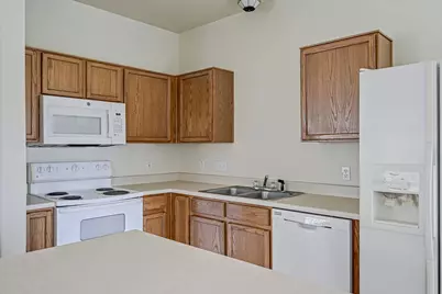 15205 Lantern Drive, Pflugerville, TX 78660 - Photo 7