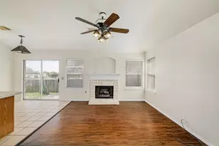 15205 Lantern Dr, Pflugerville, TX 78660 - Photo 3