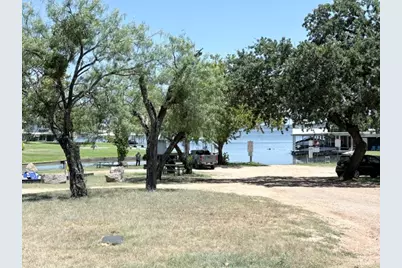 417 Rosehill Drive, Granite Shoals, TX 78654 - Photo 5