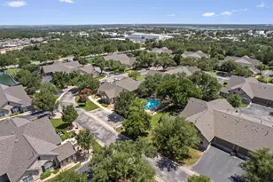 30 Wildwood Dr, Georgetown, TX 78633 - Photo 37