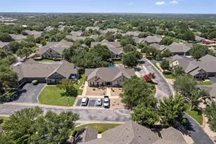 30 Wildwood Dr, Georgetown, TX 78633 - Photo 39