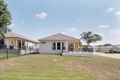 201 Limestone Shoals Court, Georgetown, TX 78633 - Photo 33