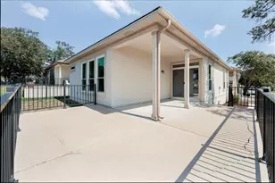 201 Limestone Shoals Ct, Georgetown, TX 78633 - Photo 31