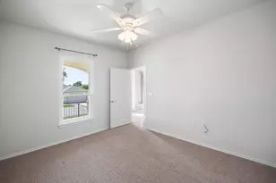 201 Limestone Shoals Ct, Georgetown, TX 78633 - Photo 23