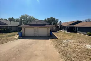 1915 Margalene Way, Austin, TX 78728 - Photo 11