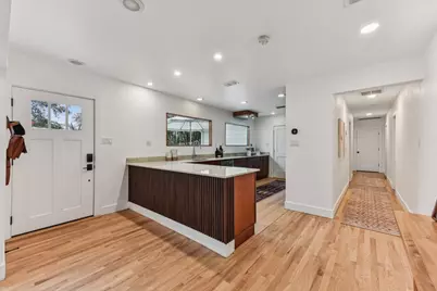 1101 Manlove Street, Austin, TX 78741 - Photo 9