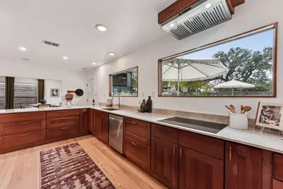 1101 Manlove Street, Austin, TX 78741 - Photo 11