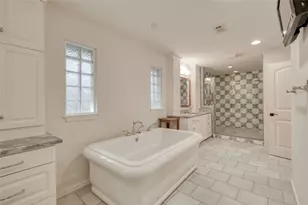 3927 Knollwood Dr, Austin, TX 78731 - Photo 17