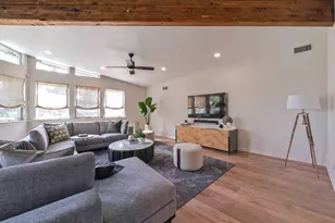 3927 Knollwood Dr, Austin, TX 78731 - Photo 11