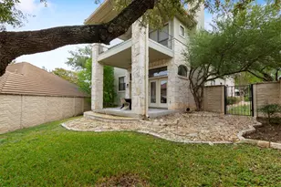 6 Monarch Oaks Ln, The Hills, TX 78738 - Photo 33