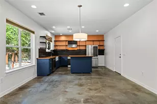 301 W Stassney Ln, Austin, TX 78745 - Photo 9