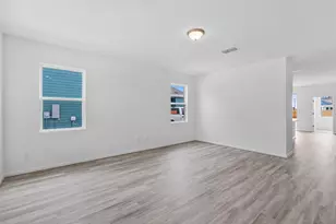 114 Cherry Blossom Ln, Taylor, TX 76574 - Photo 11