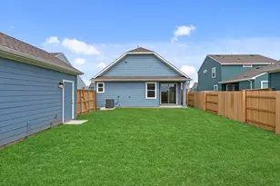 114 Cherry Blossom Ln, Taylor, TX 76574 - Photo 17