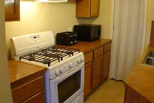 8616 Putnam Dr, Austin, TX 78757 - Photo 9