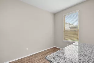 508 Crane Crest Dr, Jarrell, TX 76537 - Photo 19