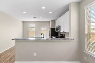 508 Crane Crest Dr, Jarrell, TX 76537 - Photo 9