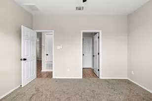 508 Crane Crest Dr, Jarrell, TX 76537 - Photo 21