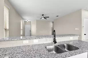 508 Crane Crest Dr, Jarrell, TX 76537 - Photo 15