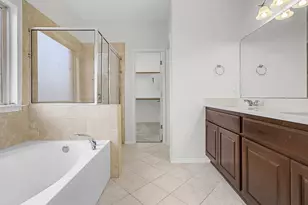 501 Silver Trail, Round Rock, TX 78664 - Photo 13