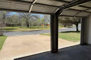 7313 Rhett Pl, Austin, TX 78744 - Photo 33